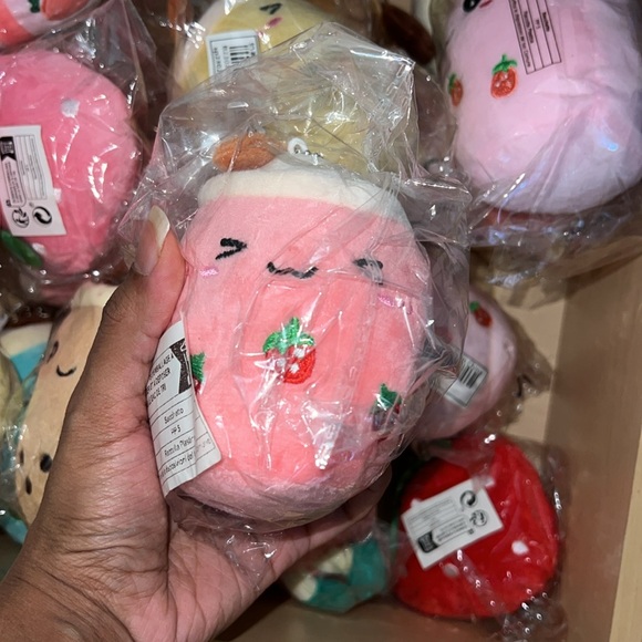 Boba Plushie Keychains - Picture 6 of 6